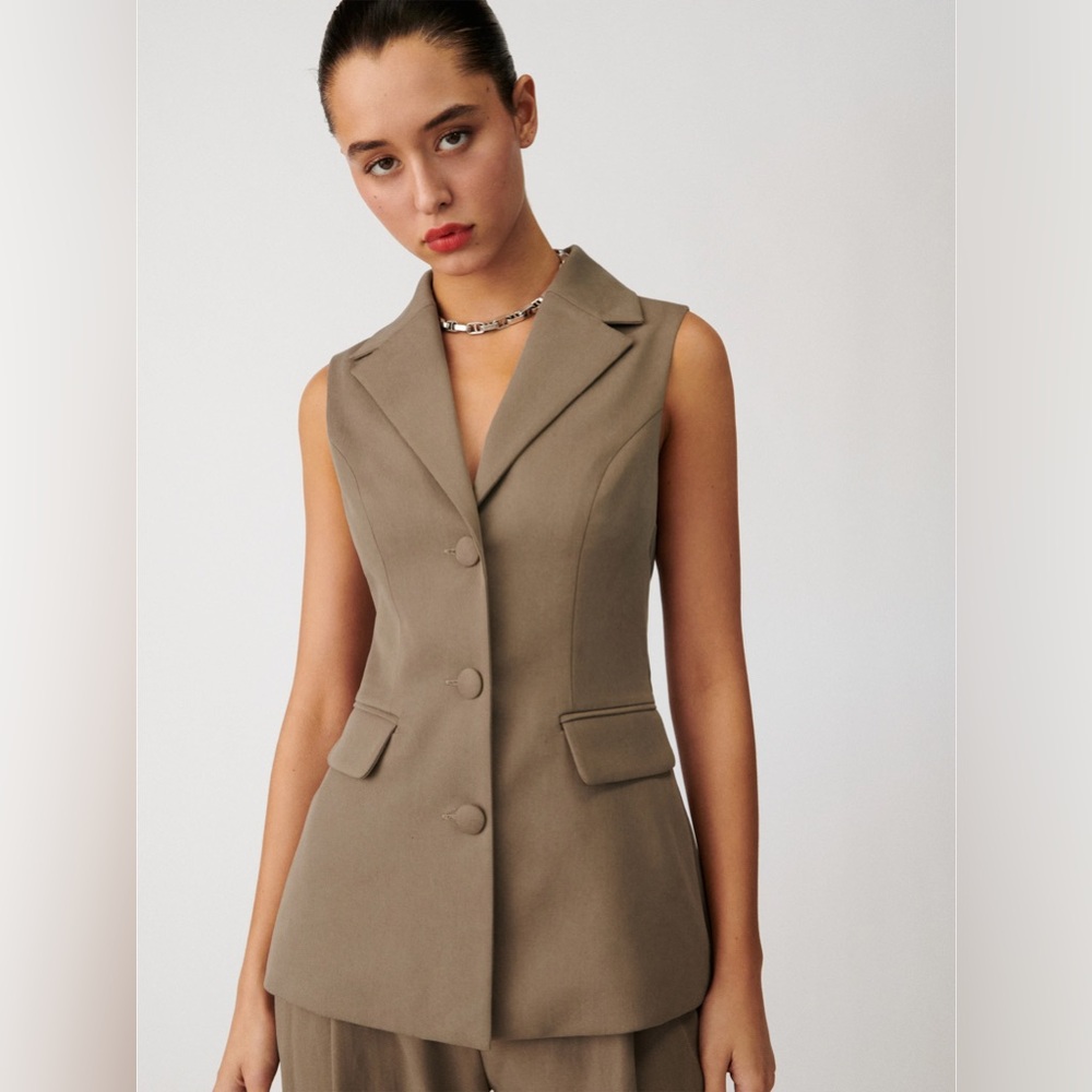 Reformation Billie Vest XS